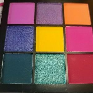 Huda Beauty Makeup - Huda Beauty Electric Obsessions Huda Beauty Makeup - Huda Beauty Electric Obsessions